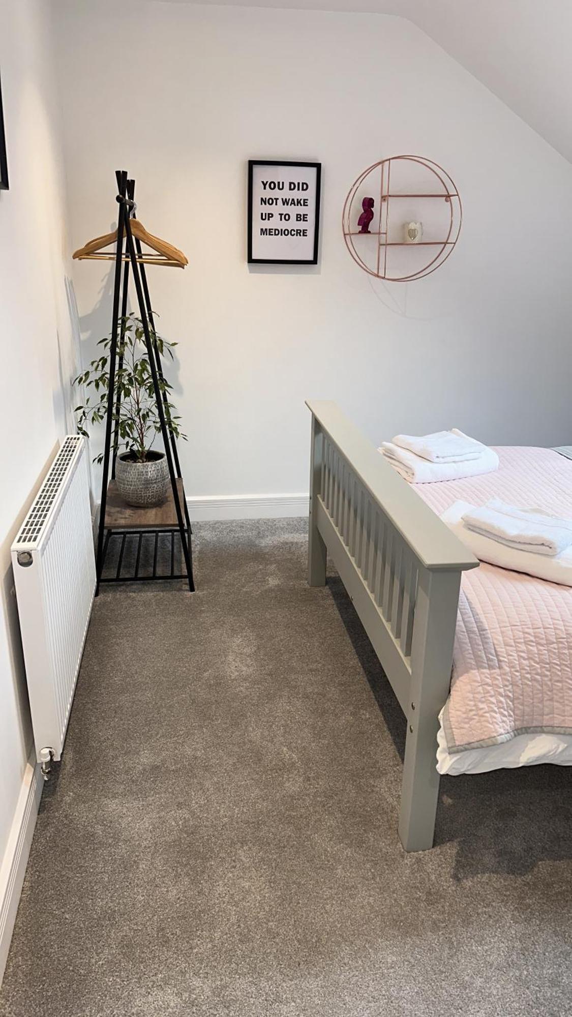 Modern Harrogate House Sleeps 10, Cinema Room & Hot Tub Εξωτερικό φωτογραφία