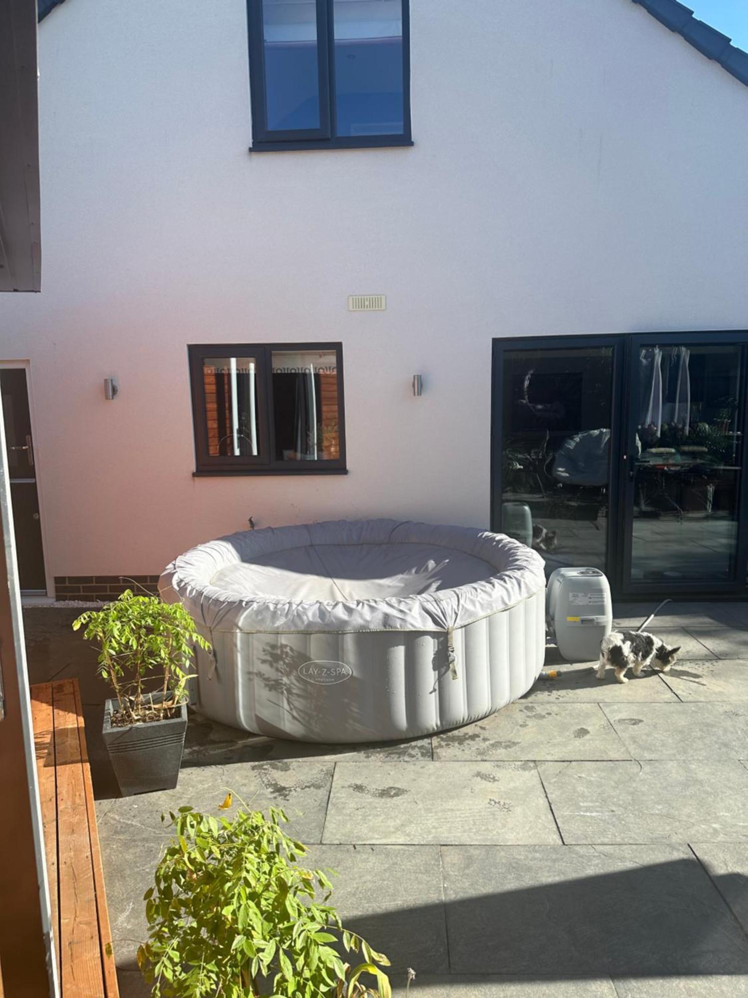 Modern Harrogate House Sleeps 10, Cinema Room & Hot Tub Εξωτερικό φωτογραφία